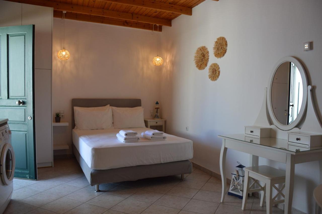 Cute Studio In Milos Trypití Eksteriør billede