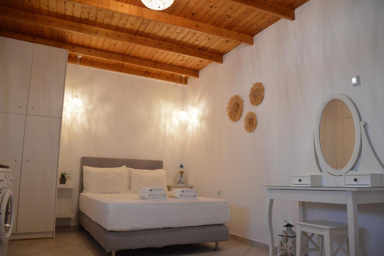 Cute Studio In Milos Trypití Eksteriør billede